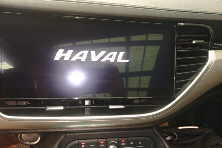 Used Haval F7 2021 1.5T Two-Wheel Drive i-Type Audio And AC Panel
