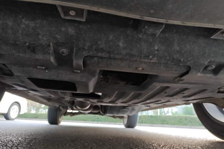 Used Haval F7 2021 2.0T Two-Wheel Drive i-Van Chassis Front