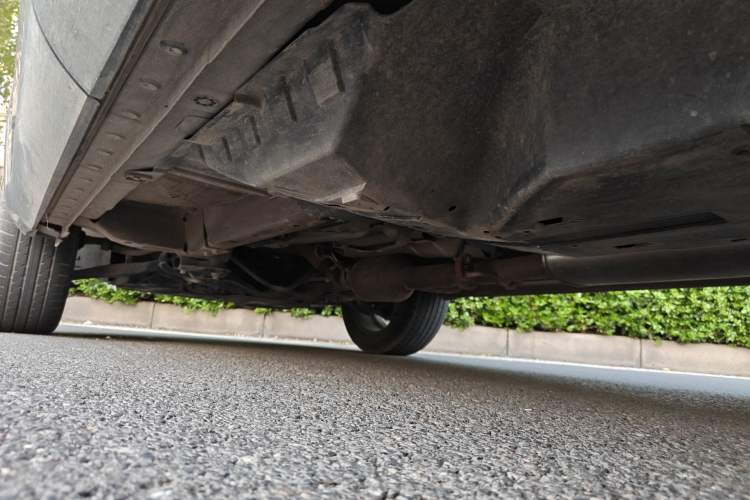 Used Haval F7 2021 2.0T Two-Wheel Drive i-Van Chassis Rear Left