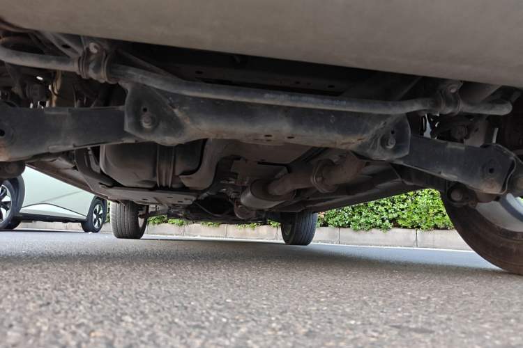 Used Haval F7 2021 2.0T Two-Wheel Drive i-Van Chassis Rear