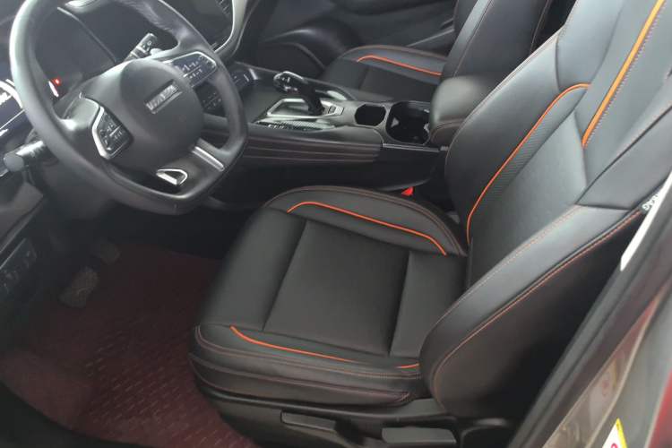 Used Haval F7 2021 1.5T Two-Wheel Drive iXuan Driver Seat