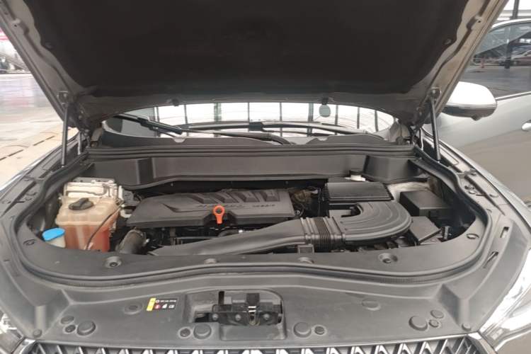 Used Haval F7 2021 1.5T Two-Wheel Drive i-Type Engine Bay