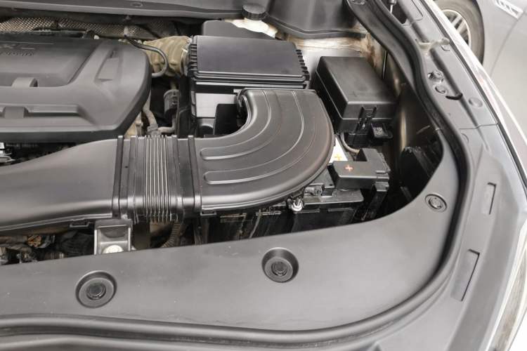 Used Haval F7 2021 2.0T Two-Wheel Drive i-Van Engine Bay Left