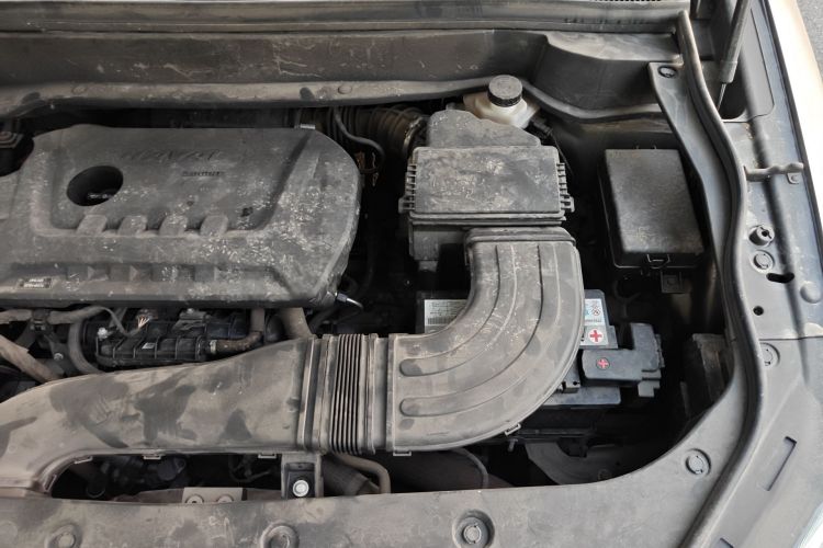 Used Haval F7 2021 2.0T Two-Wheel Drive i-Van Engine Bay Left