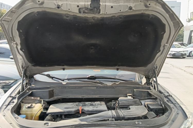 Used Haval F7 2021 1.5T Two-Wheel Drive i-Type Engine Bay