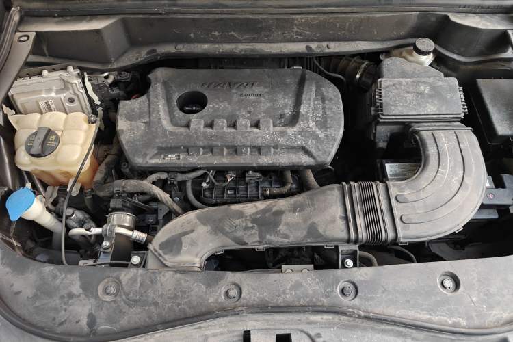 Used Haval F7 2021 2.0T Two-Wheel Drive i-Van Engine Bay