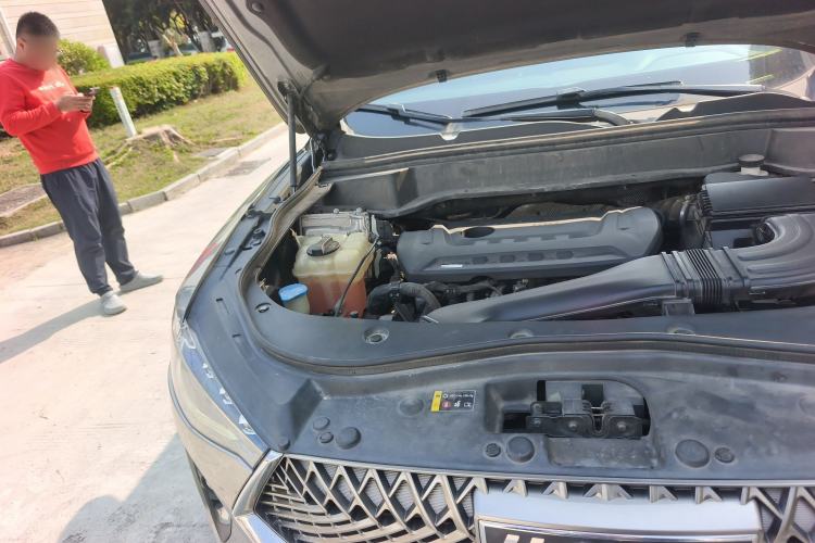 Used Haval F7 2021 2.0T Two-Wheel Drive i-Van Engine Bay Right