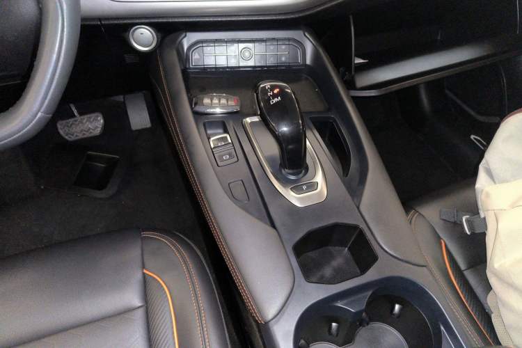 Used Haval F7 2021 1.5T Two-Wheel Drive i-Type Gear Lever