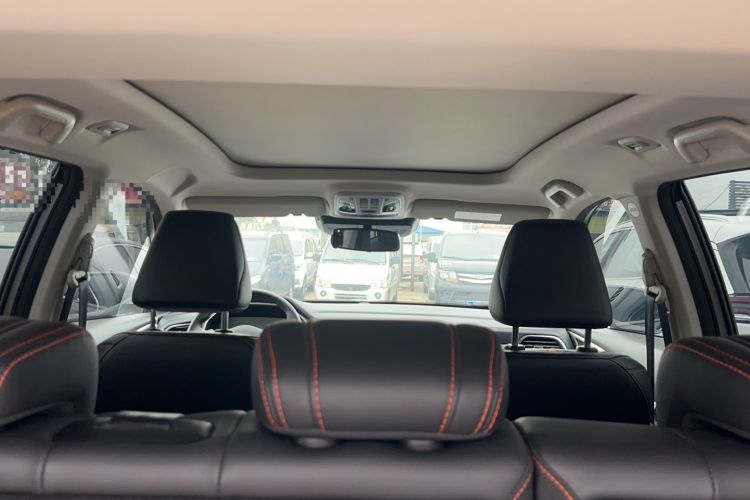Used Haval F7 2021 2.0T Two-Wheel Drive i-Active Headliner