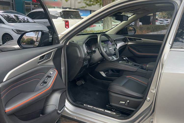 Used Haval F7 2021 1.5T Two-Wheel Drive i-Type Interior 2