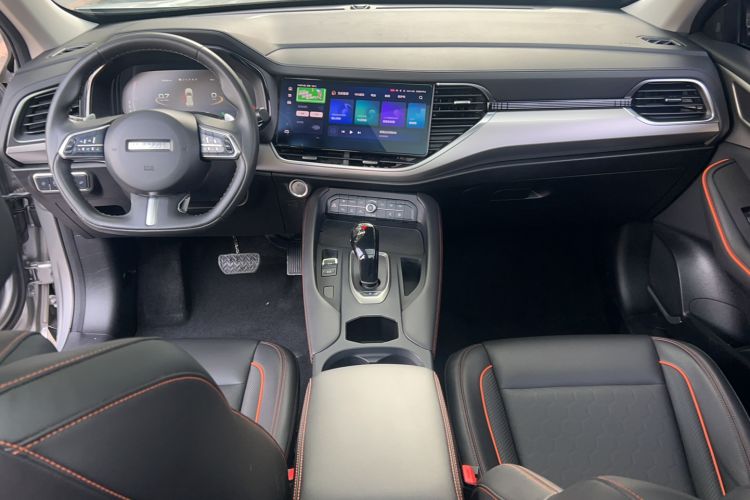 Used Haval F7 2021 1.5T Two-Wheel Drive i-Type Interior 3