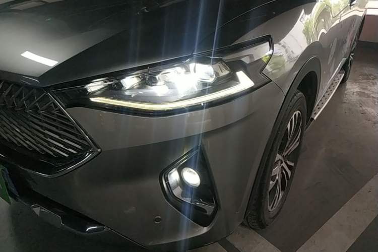Used Haval F7 2021 2.0T Two-Wheel Drive i-Van Left Front Headlight