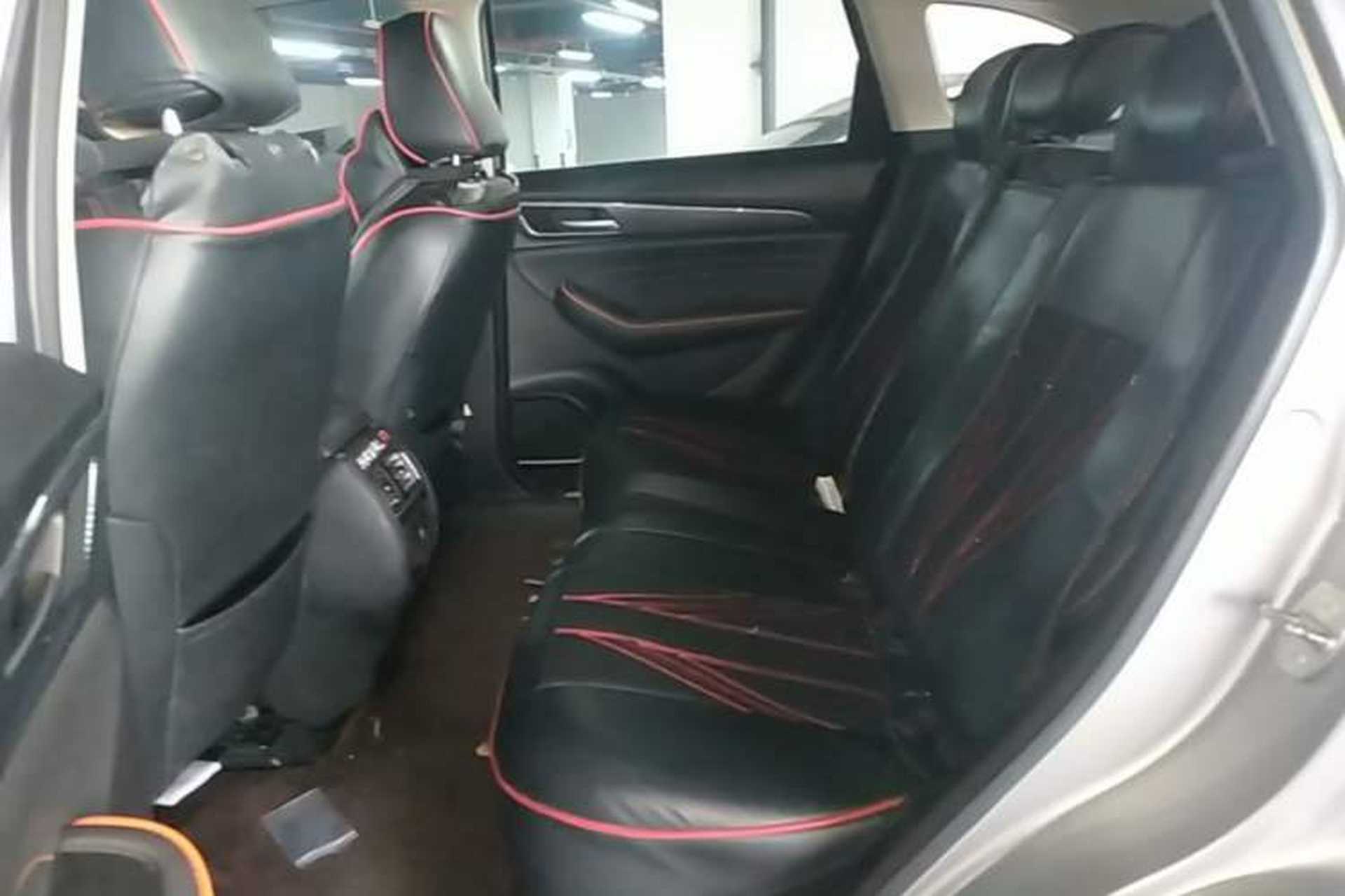 Used Haval F7 2021 2.0T Two-Wheel Drive i-Van Left Rear Seat