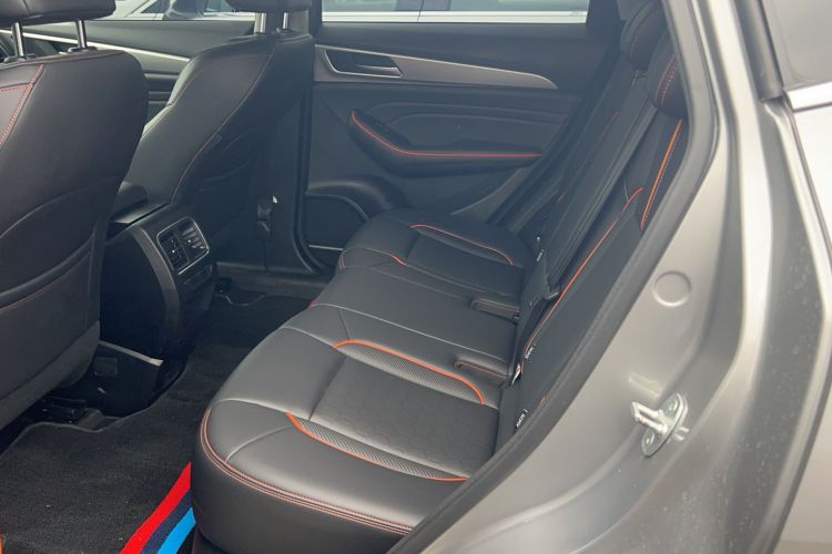 Used Haval F7 2021 2.0T Two-Wheel Drive i-Active Left Rear Seat