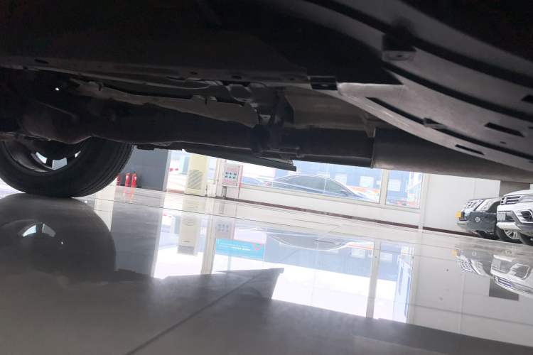 Used Haval F7 2021 1.5T Two-Wheel Drive iXuan Left Side Sill