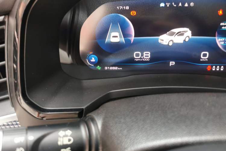 Used Haval F7 2021 2.0T Two-Wheel Drive i-Van Odometer Close Up