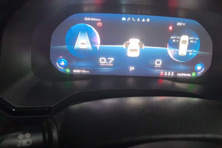 Used Haval F7 2021 2.0T All-Wheel Drive iJoy Odometer Close Up