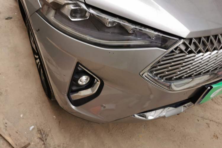 Used Haval F7 2021 2.0T Two-Wheel Drive i-Van Right Front Headlight