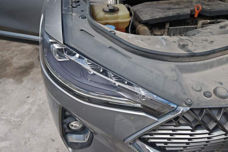 Used Haval F7 2021 1.5T Two-Wheel Drive i-Type Right Front Headlight