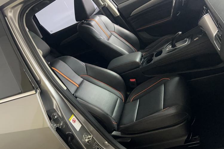 Used Haval F7 2021 1.5T Two-Wheel Drive i-Type Right Front Seat