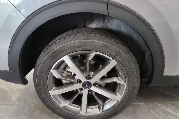 Used Haval F7 2021 1.5T Two-Wheel Drive i-Type Right Rear Wheel Hub