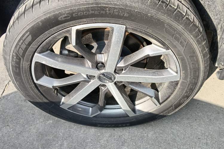 Used Haval F7 2021 1.5T Two-Wheel Drive i-Type Right Rear Wheel Hub