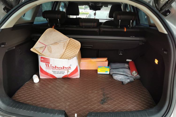 Used Haval F7 2021 2.0T Two-Wheel Drive i-Van Trunk