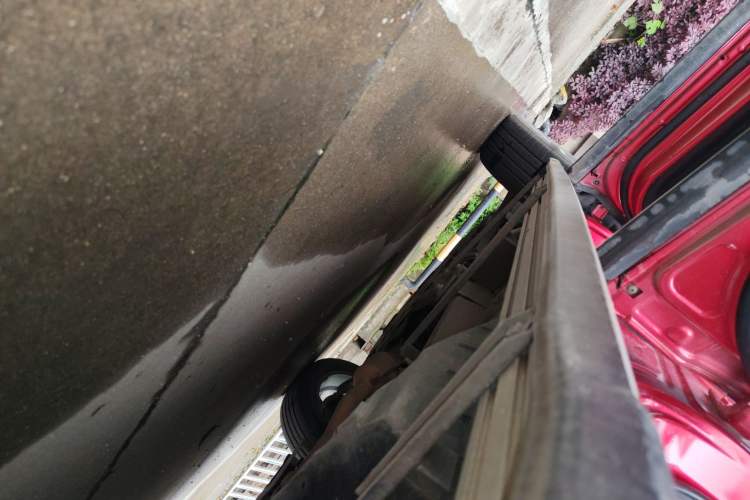 Used Haval F7 2021 1.5T Two-Wheel Drive i-Type Left Side Sill