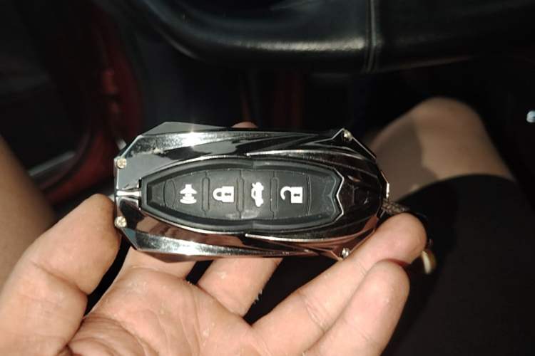 Used Haval F7 2021 2.0T Two-Wheel Drive i-Active Vehicle Key