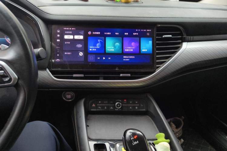 Used Haval F7 2021 2.0T Two-Wheel Drive i-Van Audio And AC Panel