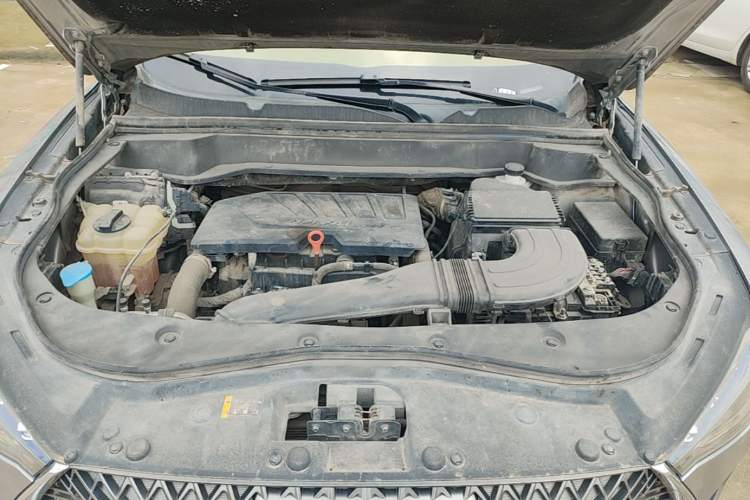 Used Haval F7 2021 1.5T Two-Wheel Drive i-Type Engine Bay