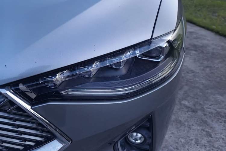 Used Haval F7 2021 1.5T Two-Wheel Drive i-Trend Exterior 3