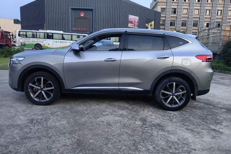 Used Haval F7 2021 1.5T Two-Wheel Drive i-Trend Exterior 4