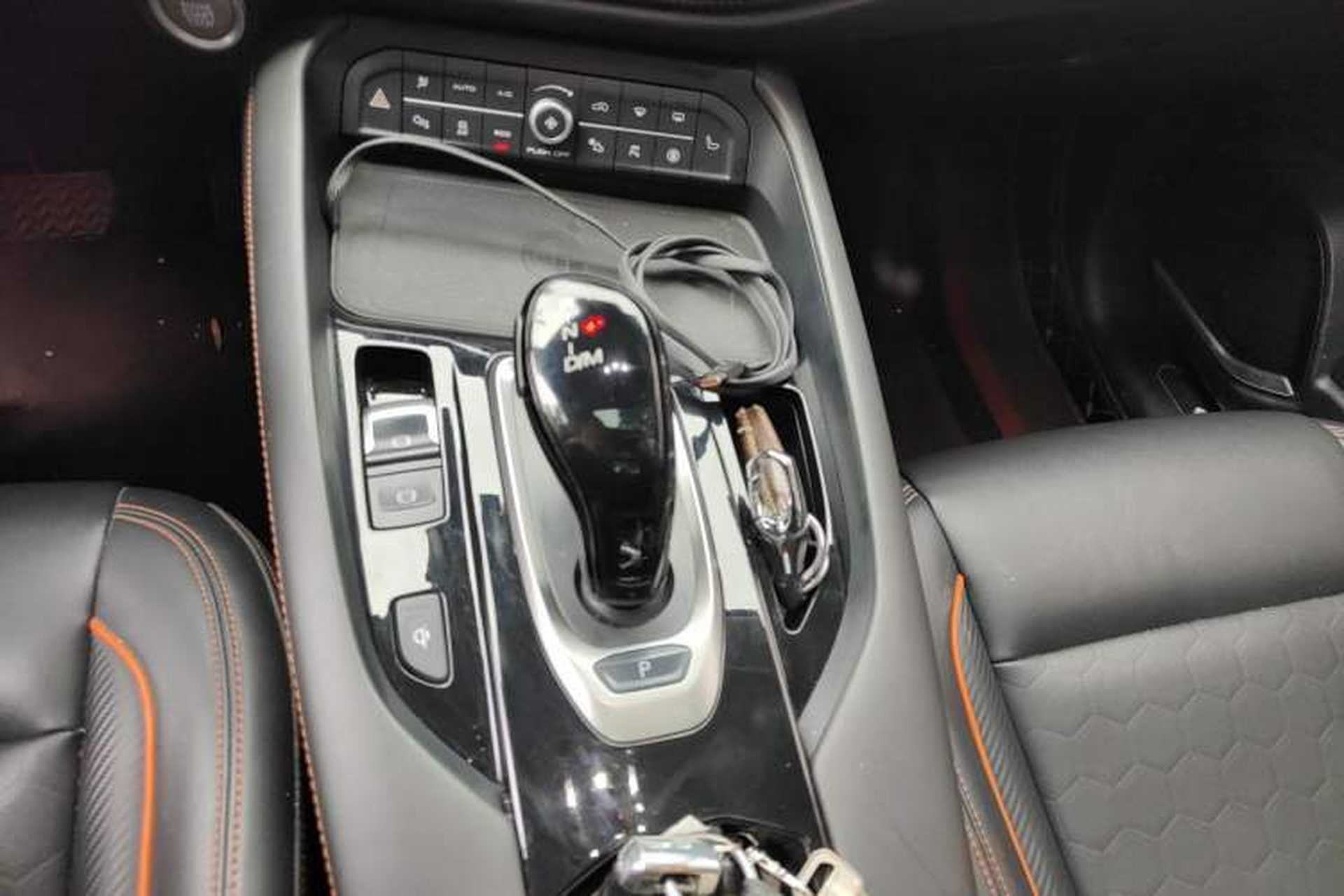 Used Haval F7 2021 2.0T All-Wheel Drive iJoy Gear Lever