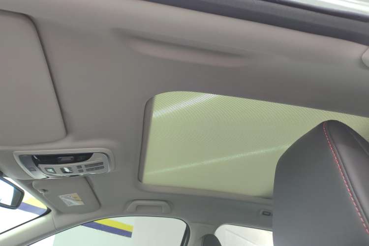 Used Haval F7 2021 2.0T All-Wheel Drive iJoy Headliner