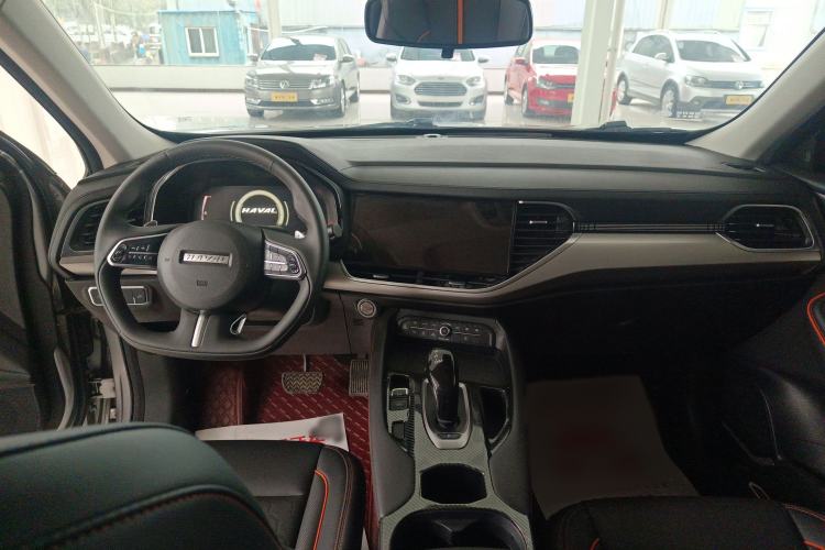 Used Haval F7 2021 1.5T Two-Wheel Drive iXuan Interior 3