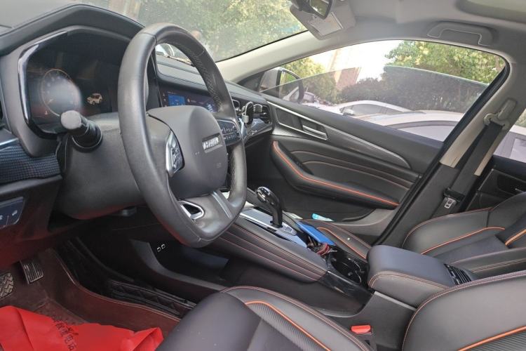 Used Haval F7 2021 2.0T All-Wheel Drive iJoy Left Front Seat