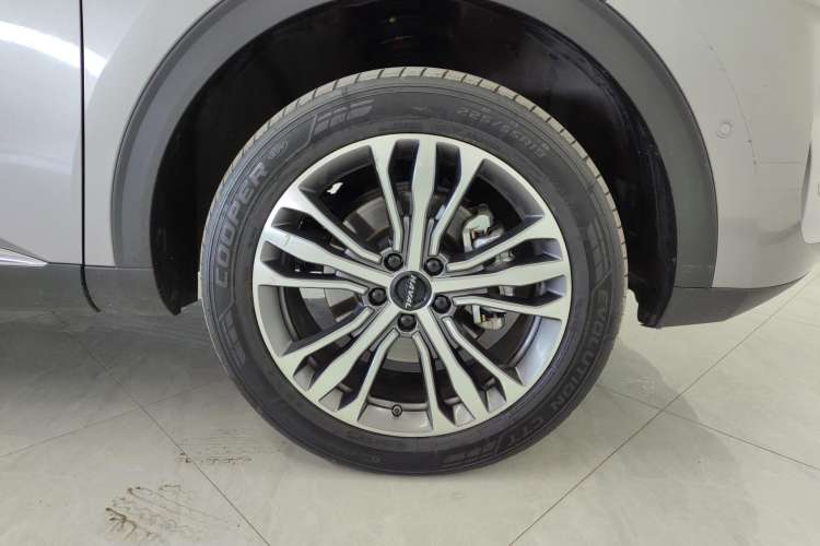 Used Haval F7 2021 2.0T All-Wheel Drive iJoy Left Front Wheel Hub