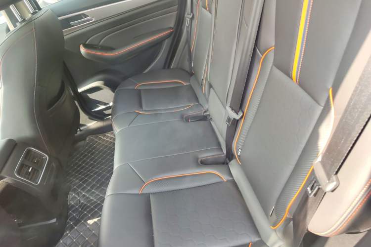 Used Haval F7 2021 1.5T Two-Wheel Drive i-Type Left Rear Seat