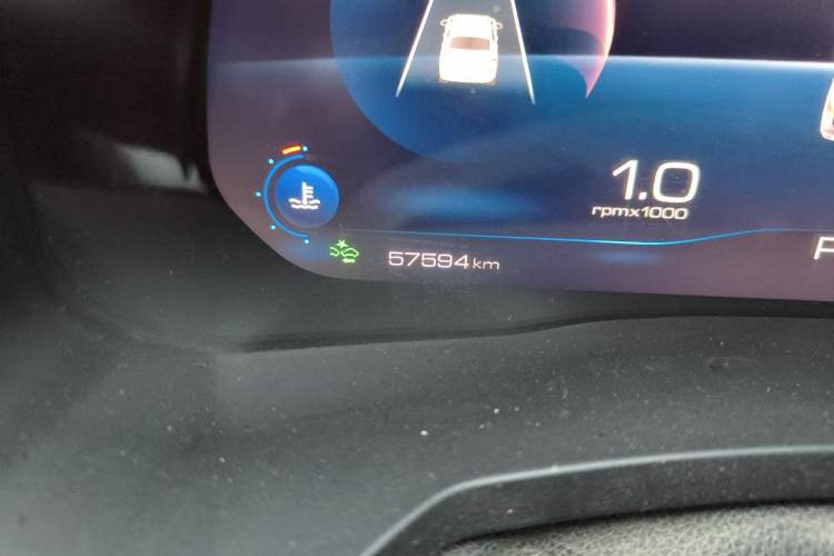 Used Haval F7 2021 2.0T Two-Wheel Drive i-Van Odometer Close Up