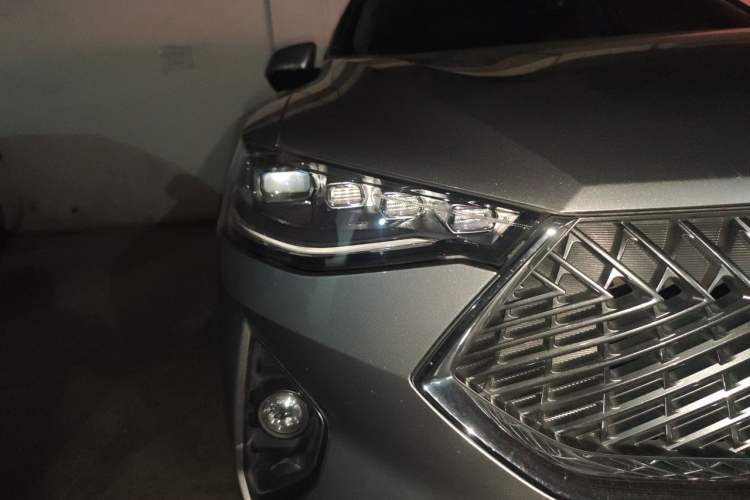 Used Haval F7 2021 1.5T Two-Wheel Drive i-Type Right Front Headlight