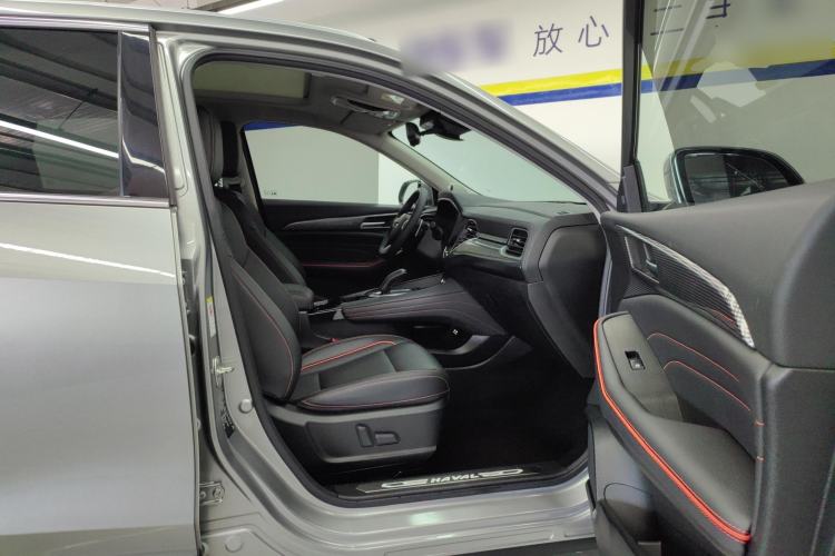 Used Haval F7 2021 2.0T All-Wheel Drive iJoy Right Front Seat