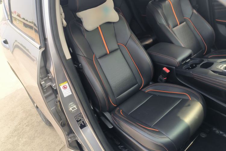 Used Haval F7 2021 1.5T Two-Wheel Drive i-Type Right Front Seat