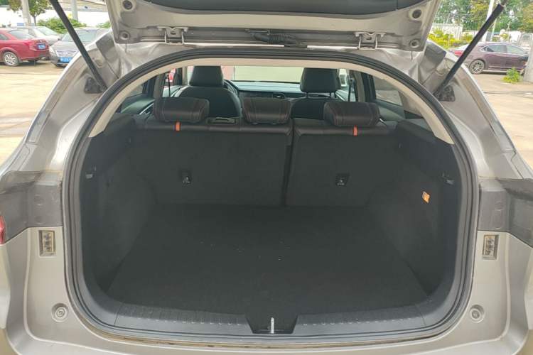 Used Haval F7 2021 1.5T Two-Wheel Drive i-Type Trunk