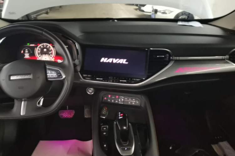 Used Haval F7 2021 2.0T Two-Wheel Drive i-Van Audio And AC Panel