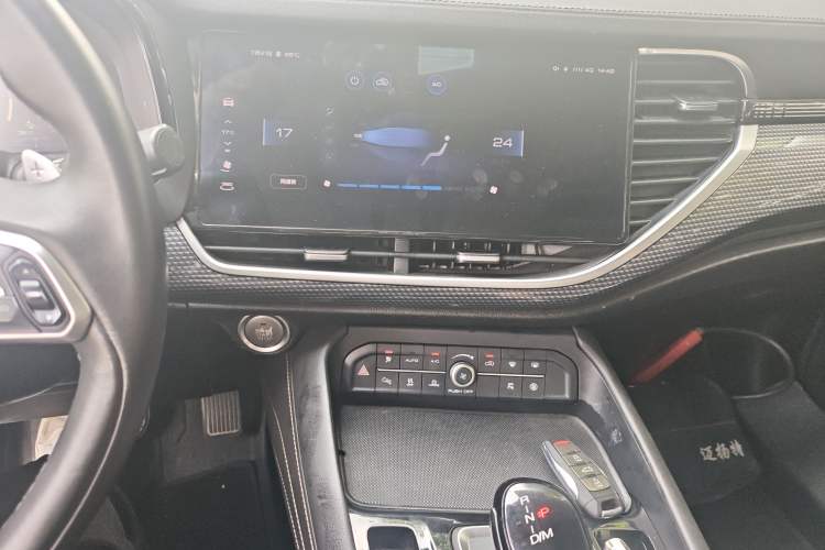 Used Haval F7 2021 1.5T Two-Wheel Drive i-Type Audio And AC Panel