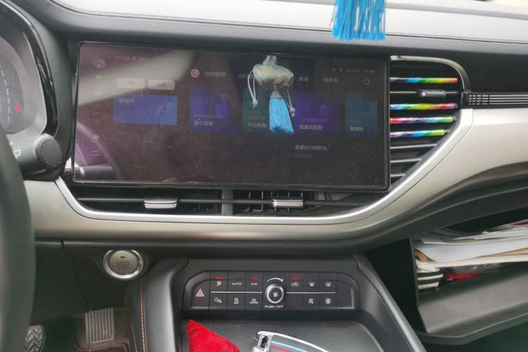 Used Haval F7 2021 1.5T Two-Wheel Drive i-Type Audio And AC Panel