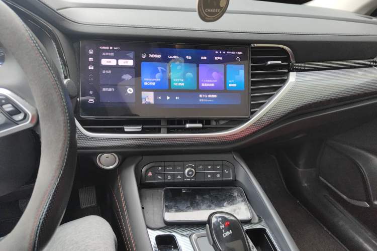Used Haval F7 2021 2.0T Two-Wheel Drive i-Van Audio And AC Panel