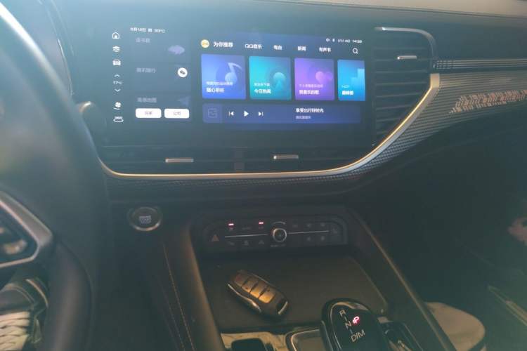 Used Haval F7 2021 2.0T Two-Wheel Drive i-Van Audio And AC Panel
