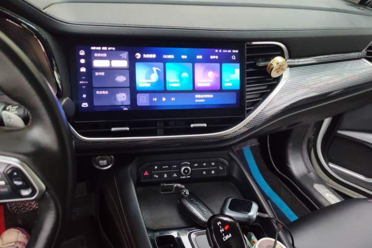 Used Haval F7 2021 2.0T Two-Wheel Drive i-Van Audio And AC Panel